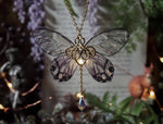 Lade das Bild in den Galerie-Viewer, Atsila Necklace - gold, purple butterfly
