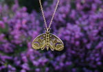 Lade das Bild in den Galerie-Viewer, Golden Moth and Stars necklace