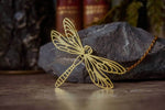 Lade das Bild in den Galerie-Viewer, Golden Dragonfly Necklace