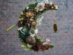 Lade das Bild in den Galerie-Viewer, OOAK Moon wall hanging - Pinecone
