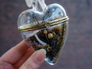 Glass hearted container - black