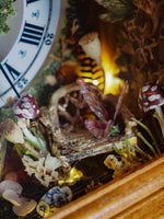 Lade das Bild in den Galerie-Viewer, OOAK Faerie Vintage Clock
