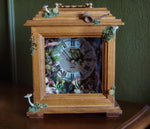 Lade das Bild in den Galerie-Viewer, OOAK Faerie Vintage Clock
