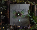 Lade das Bild in den Galerie-Viewer, Whimsical necklace - forest green
