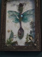 Lade das Bild in den Galerie-Viewer, OOAK Woodland emerald Spoon
