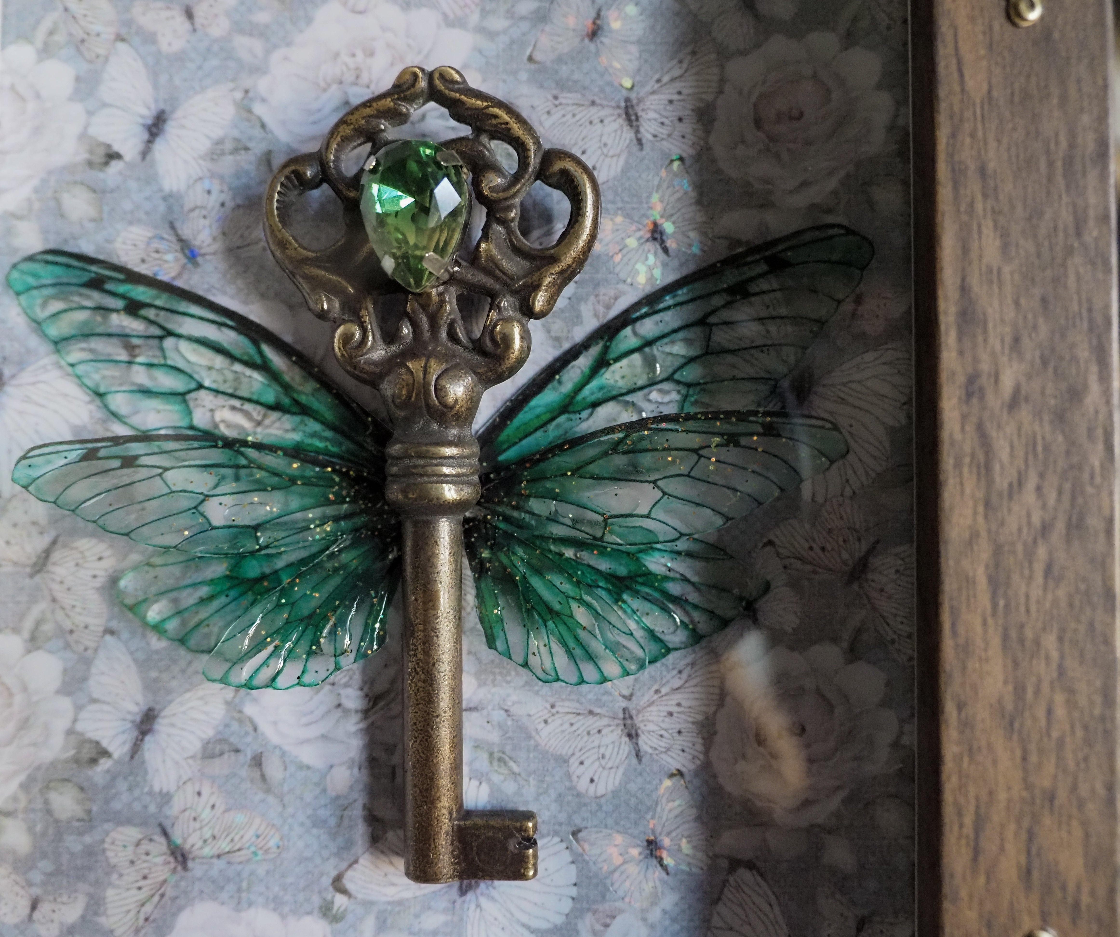 OOAK Flying Key emerald Frame