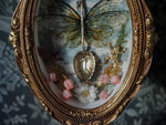 Lade das Bild in den Galerie-Viewer, OOAK Baroque Frame - 1890 Branch Spoon
