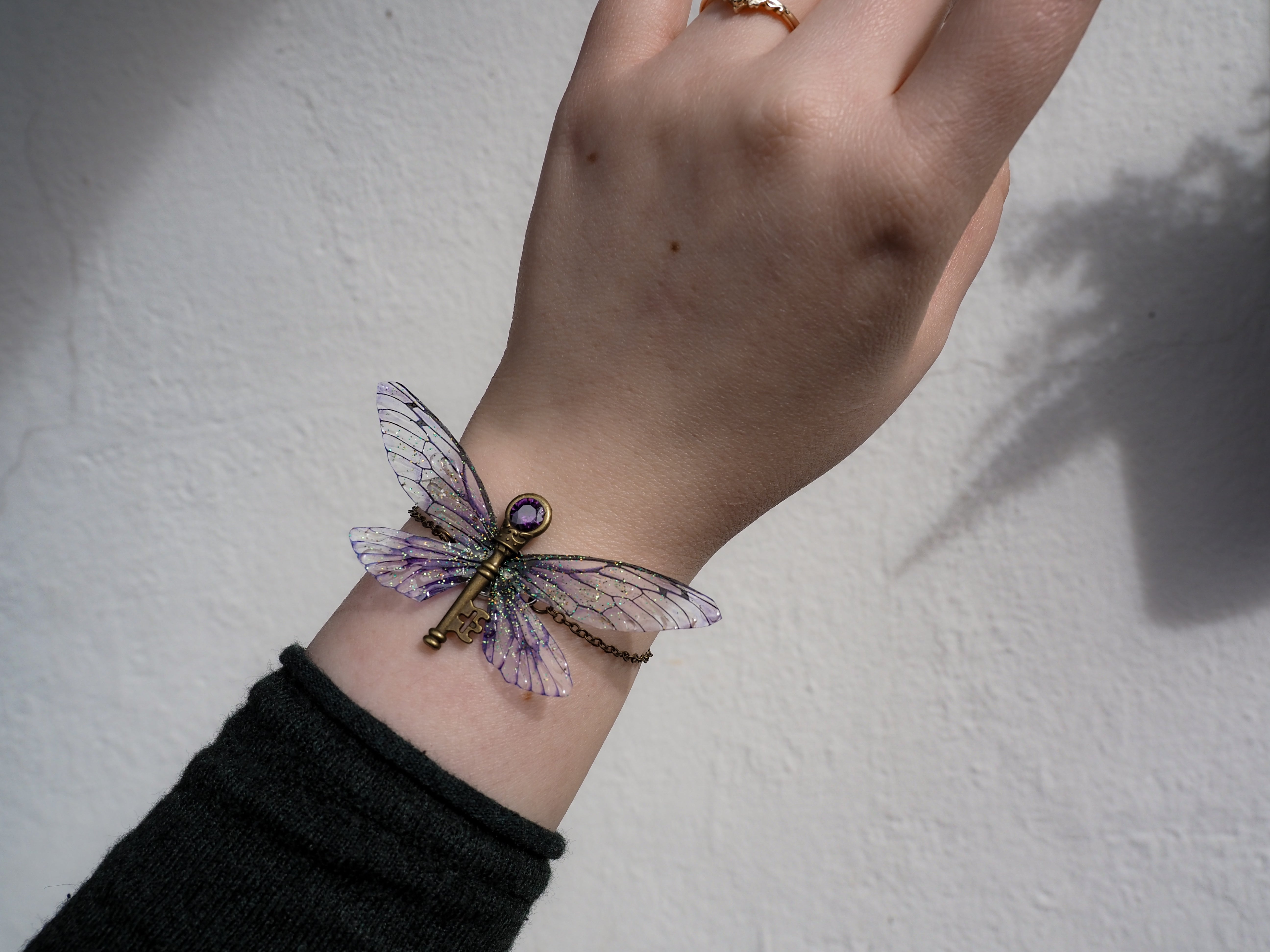 Flying key bracelet - purple, bronce