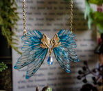 Load image into Gallery viewer, Golden dusk leaf necklace - blue
