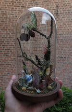 Lade das Bild in den Galerie-Viewer, OOAK Glass Globe - Secret Garden
