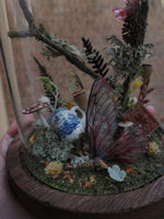 Lade das Bild in den Galerie-Viewer, OOAK Glass Globe - Secret Garden
