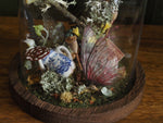 Lade das Bild in den Galerie-Viewer, OOAK Glass Globe - Secret Garden
