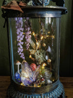 Lade das Bild in den Galerie-Viewer, OOAK Faerie Lantern Wisteria Dream - Lightning function
