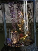 Lade das Bild in den Galerie-Viewer, OOAK Faerie Lantern Wisteria Dream - Lightning function
