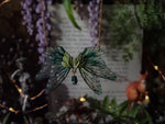 Lade das Bild in den Galerie-Viewer, Leaf Necklace - emerald
