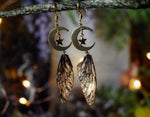 Lade das Bild in den Galerie-Viewer, Earrings - golden moon, black
