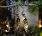 Lade das Bild in den Galerie-Viewer, Earrings - golden moon, black
