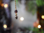 Lade das Bild in den Galerie-Viewer, Earlobe Cuffs - pink, stars
