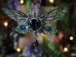 Lade das Bild in den Galerie-Viewer, Whimsical Necklace kelpie, silver
