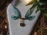 Lade das Bild in den Galerie-Viewer, Enchanted Necklace emerald, gold
