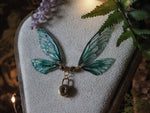 Lade das Bild in den Galerie-Viewer, Enchanted Necklace emerald, gold
