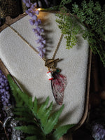 Lade das Bild in den Galerie-Viewer, Charm Fae Necklace red, apple, gold
