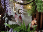 Lade das Bild in den Galerie-Viewer, Moon Earrings red, gold
