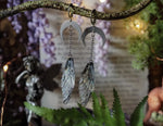 Lade das Bild in den Galerie-Viewer, Moon Earrings black, silver
