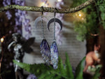 Lade das Bild in den Galerie-Viewer, Moon Earrings purple, silver
