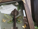 Lade das Bild in den Galerie-Viewer, OOAK Secret Garden Frame 3
