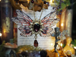 Load image into Gallery viewer, Whimsical necklace bloody gold double winged
