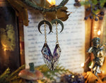 Lade das Bild in den Galerie-Viewer, Moon Faerie Earrings spooky ghosts
