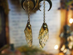 Lade das Bild in den Galerie-Viewer, Moon Faerie Earrings natur mushroom
