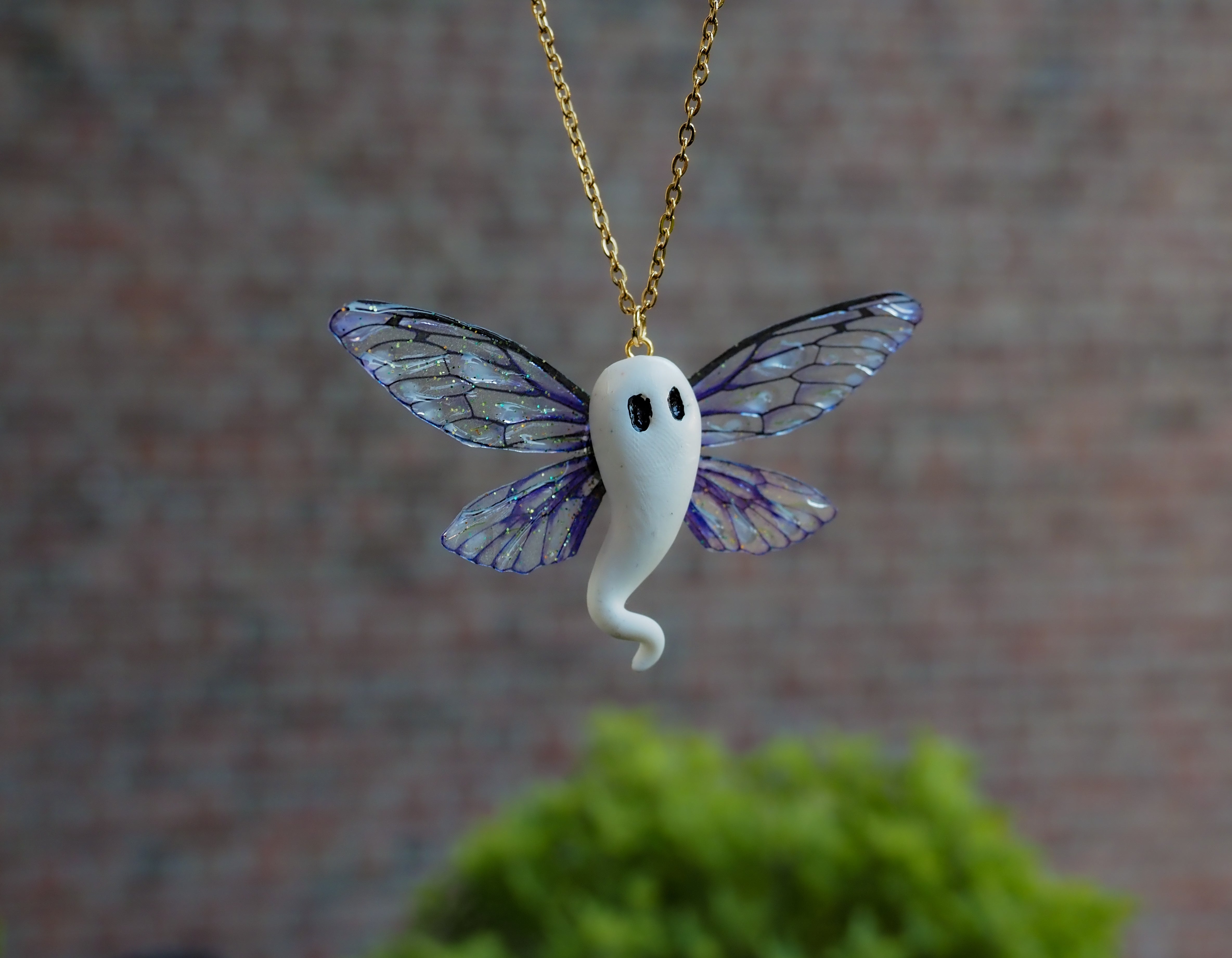 Ghost necklace - purple