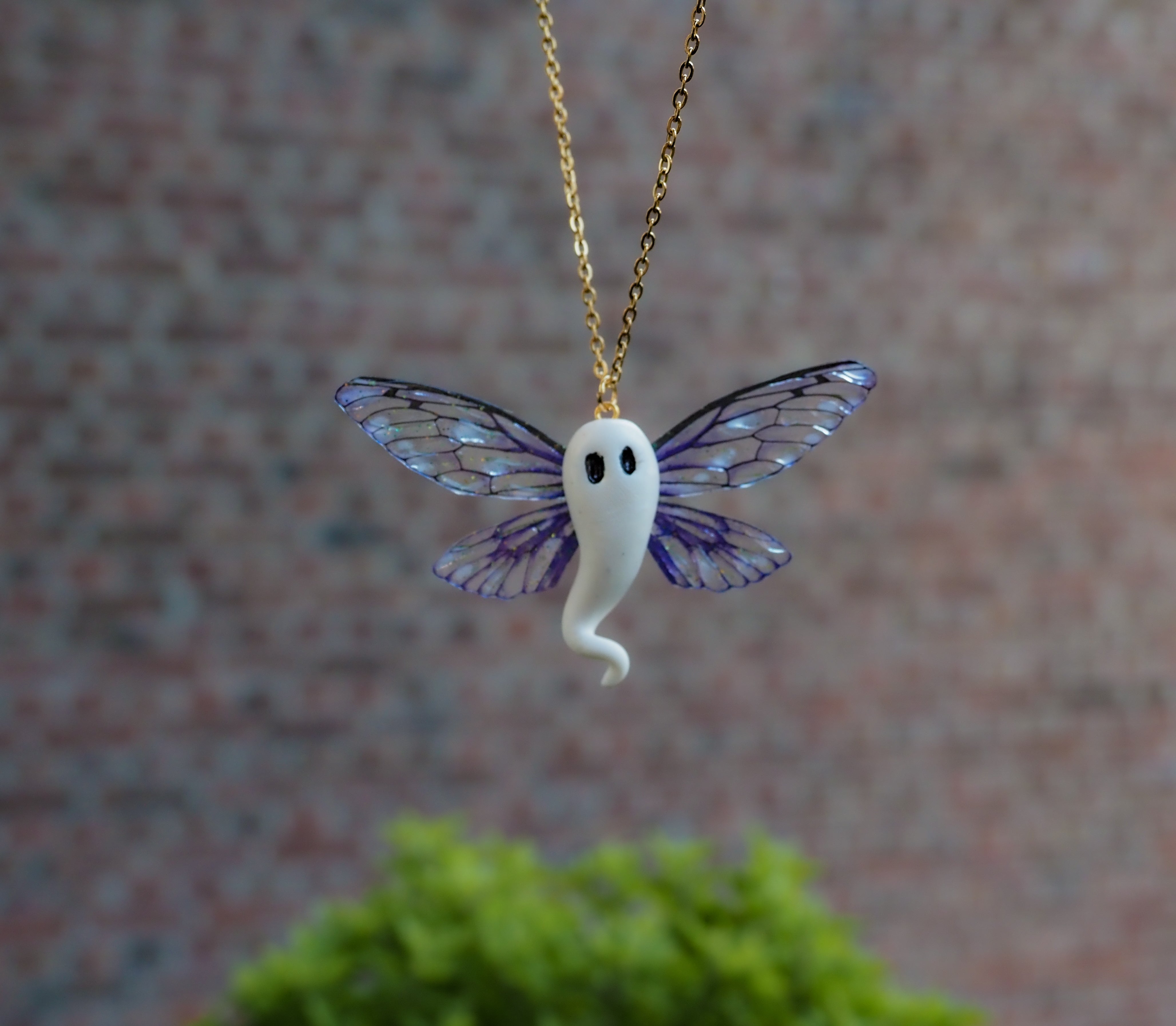 Ghost necklace - purple