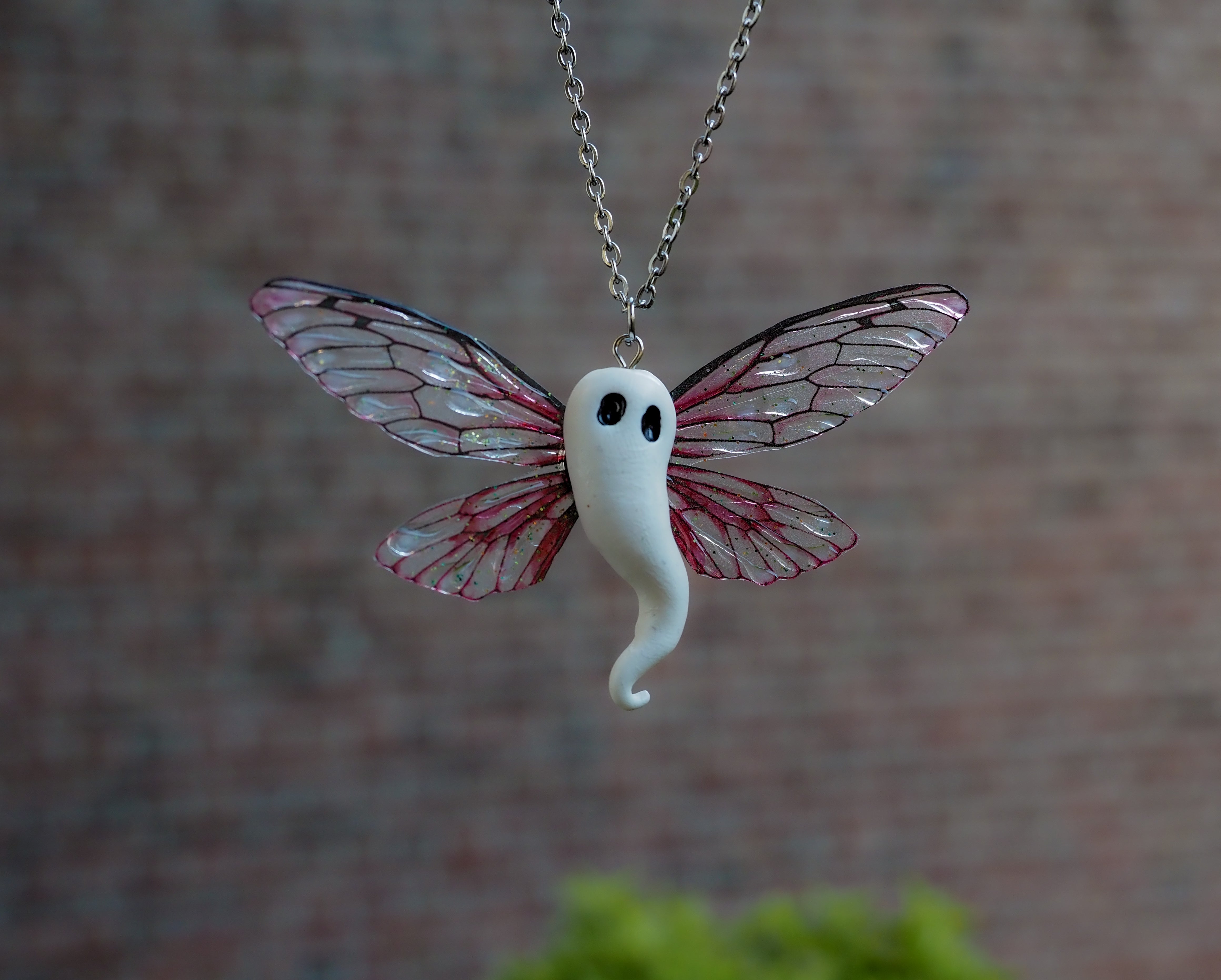 Ghost necklace - red