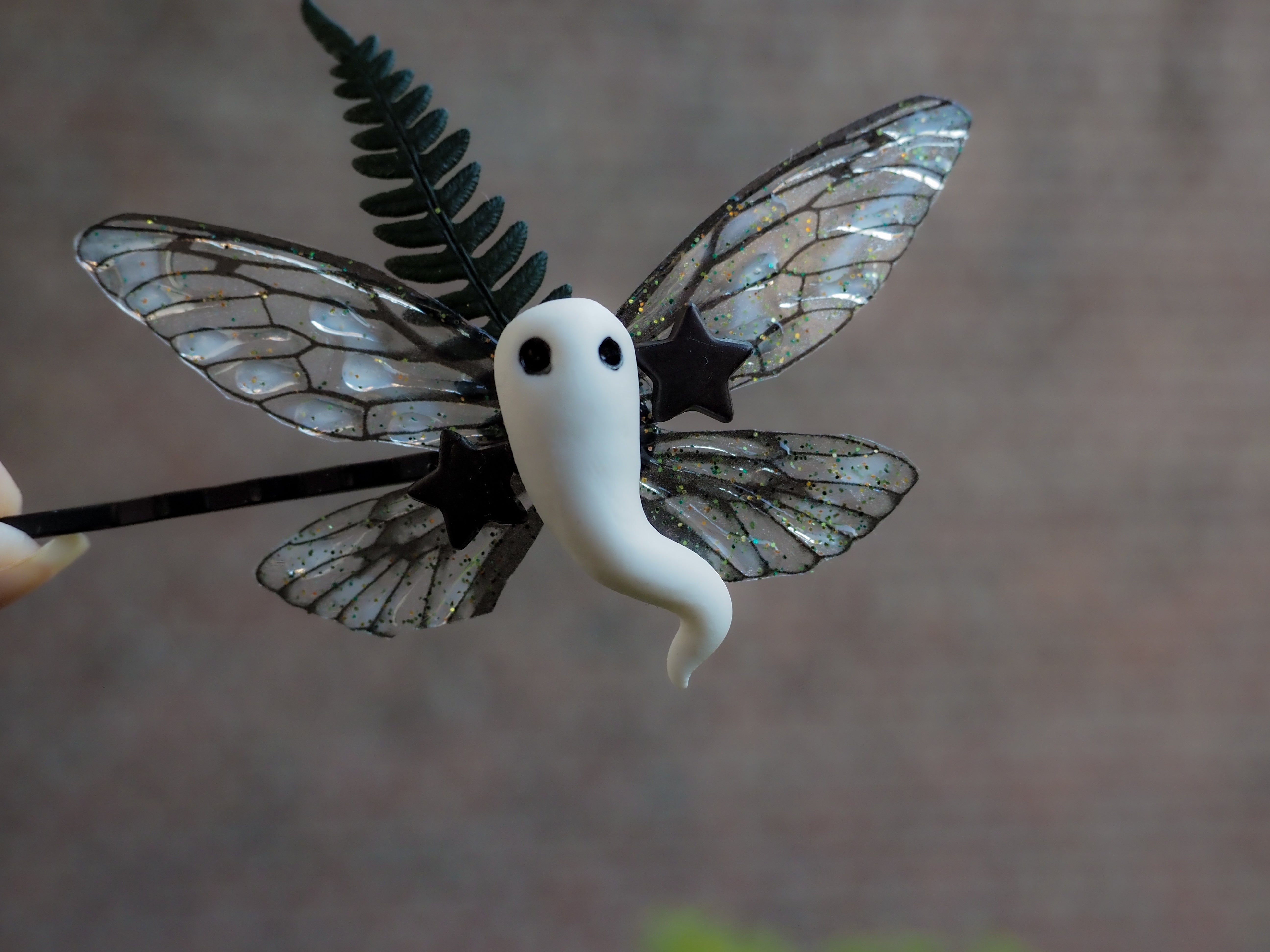Ghosty Hairpin - black