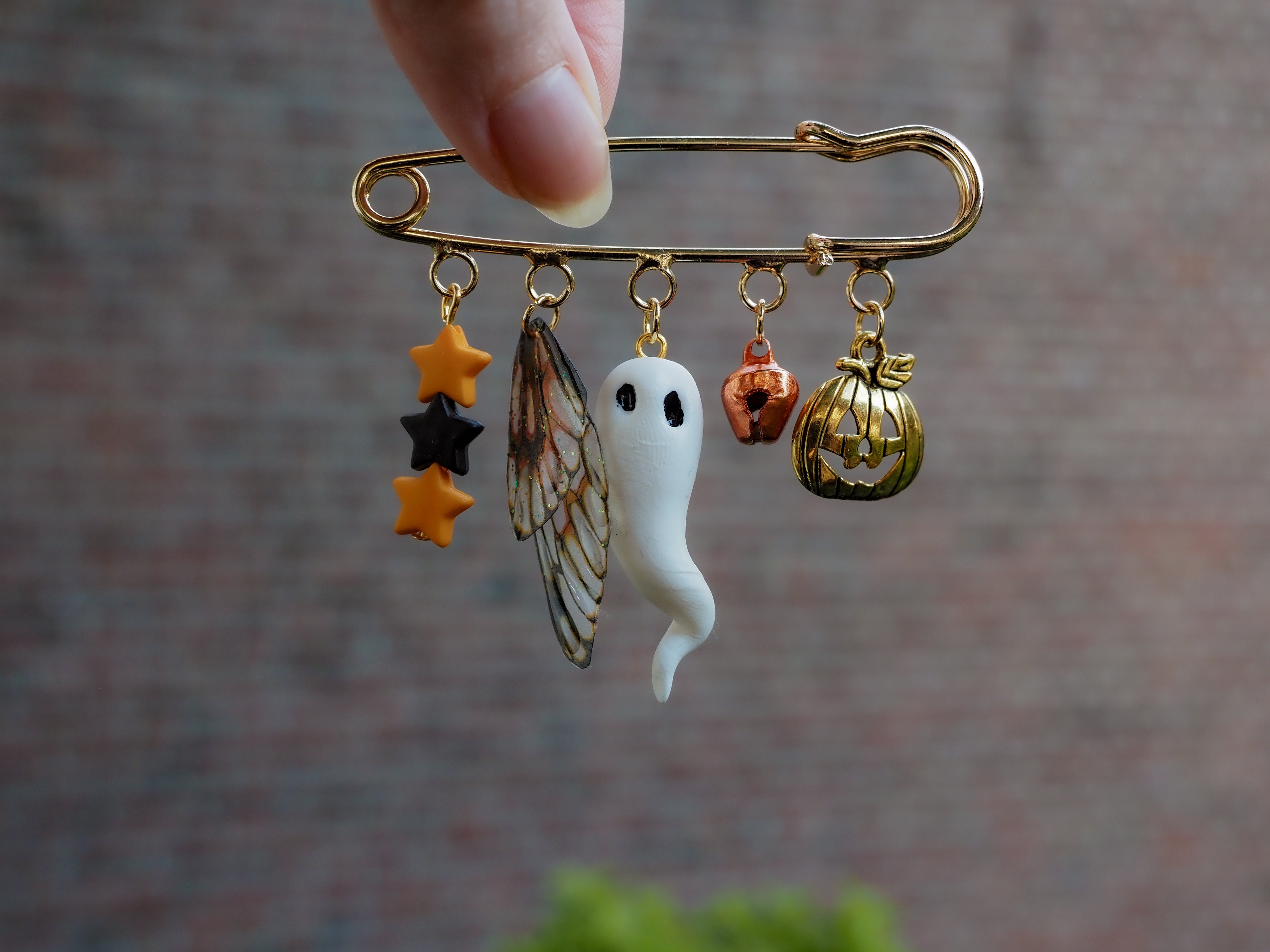 Ghosty Pin - pumpkin patch