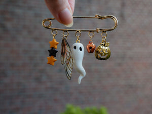 Ghosty Pin - pumpkin patch