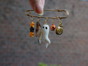 Ghosty Pin - pumpkin patch