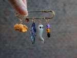 Load image into Gallery viewer, Ghosty Pin - Halloween spooky
