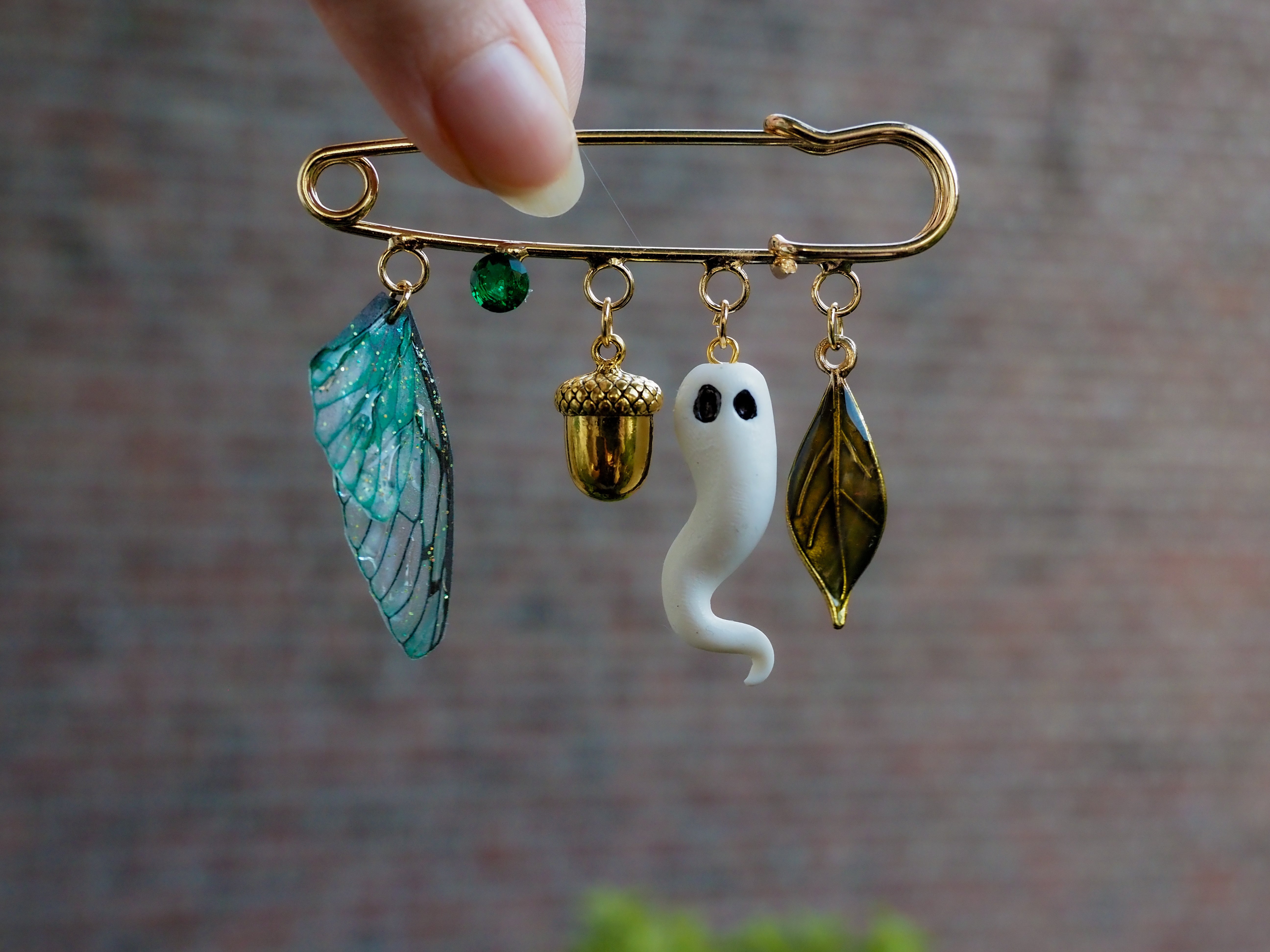 Ghosty Pin - Acorn Forest