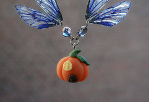 Pumpkin House necklace - purple