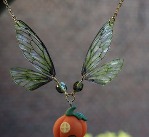 Pumpkin House Necklace - green