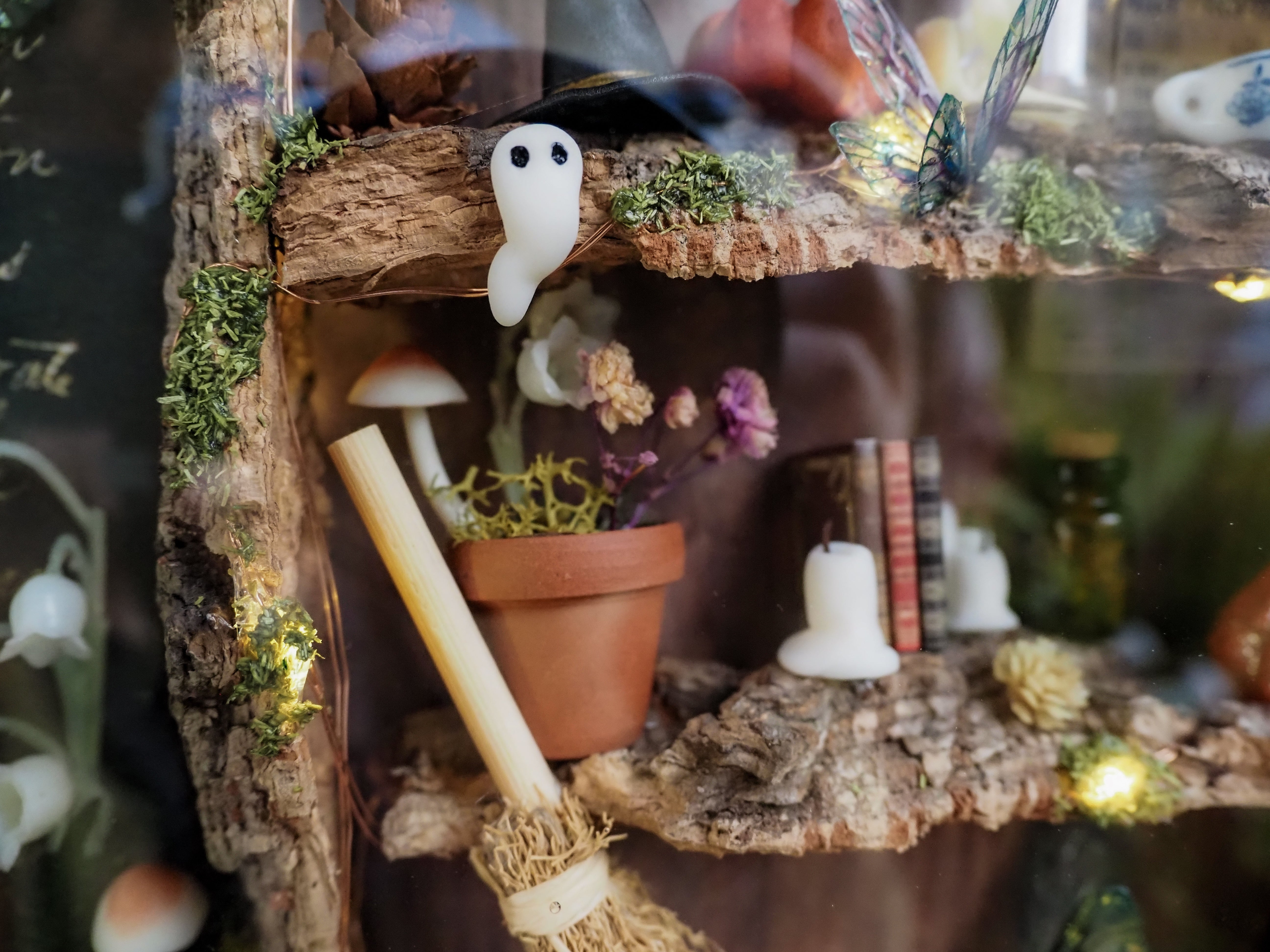 OOAK Mummified Faerie Lightning Frame XL