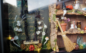 OOAK Mummified Faerie Lightning Frame XL