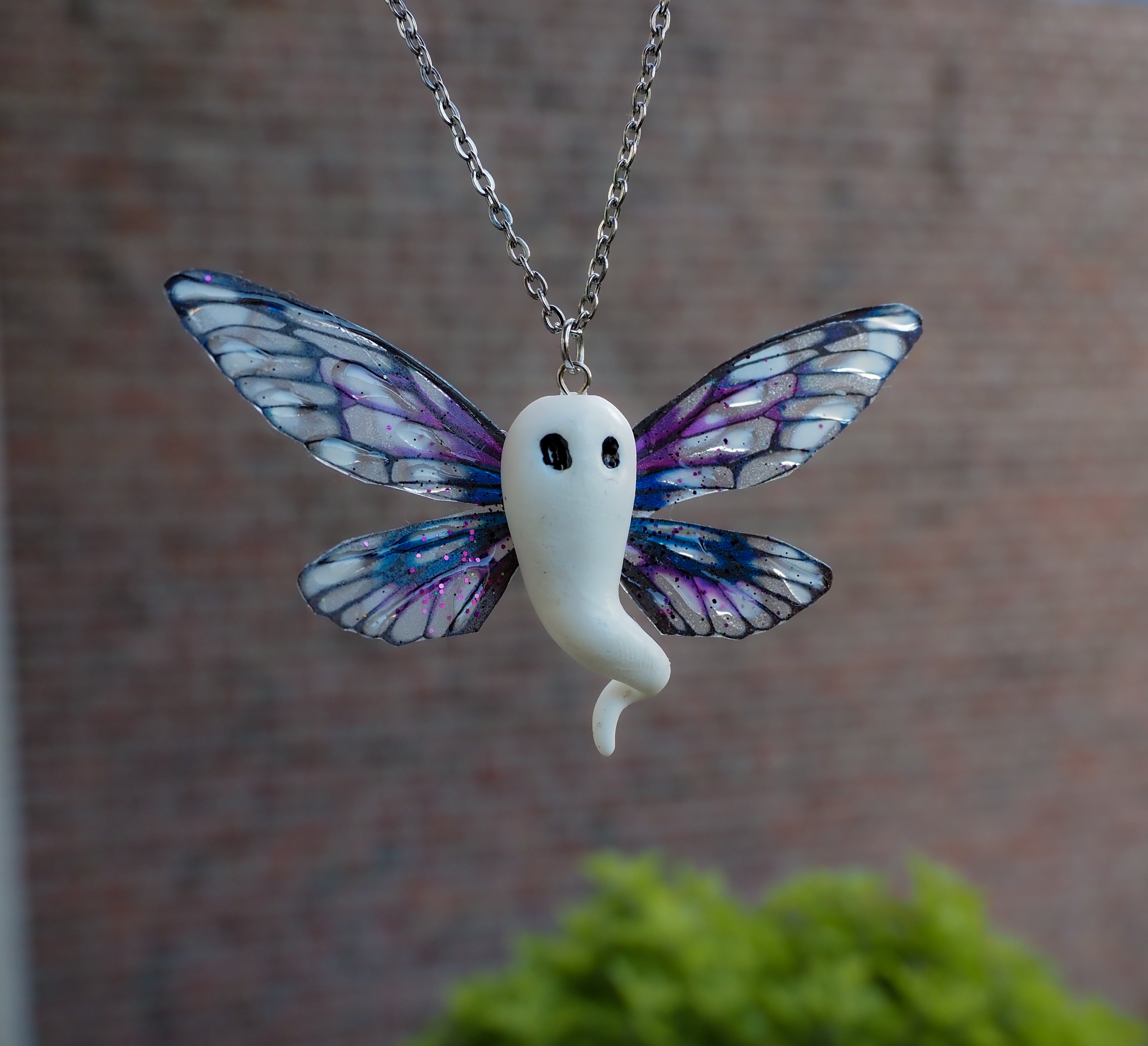 Ghost necklace - spooky