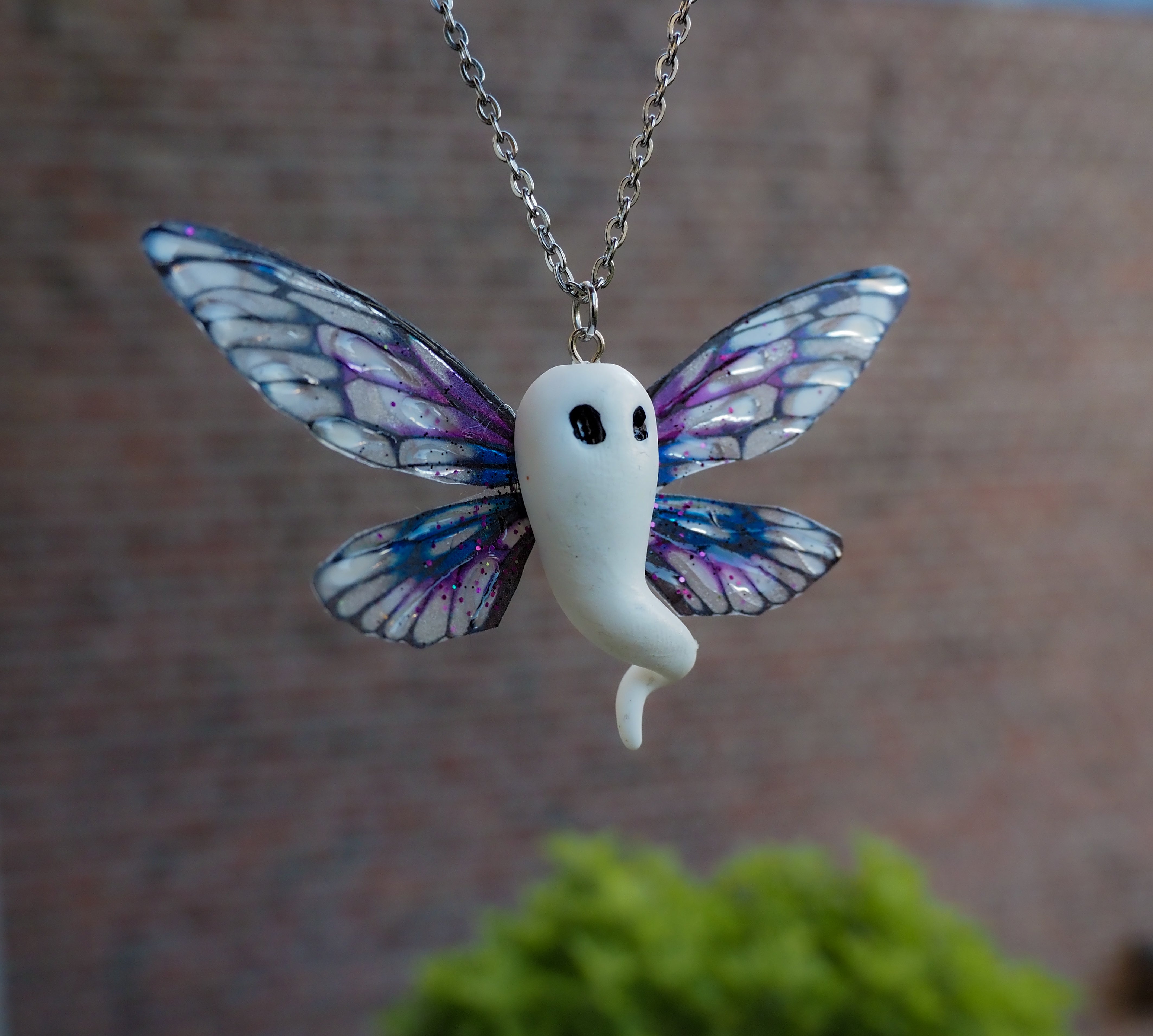 Ghost necklace - spooky