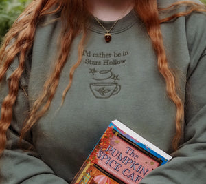Stars Hollow Sweater - oversized edition