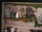 Lade das Bild in den Galerie-Viewer, OOAK Fairy Shelf Frame - lightning
